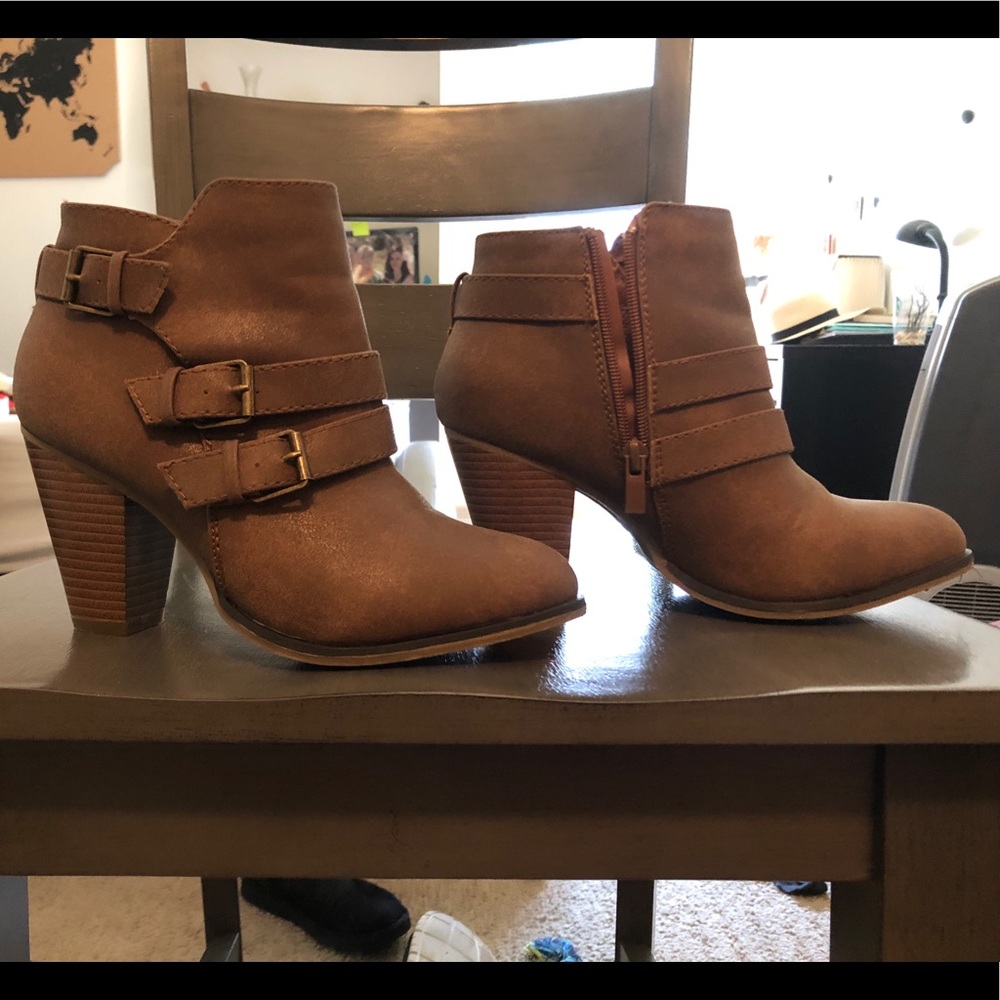 Ankle boots